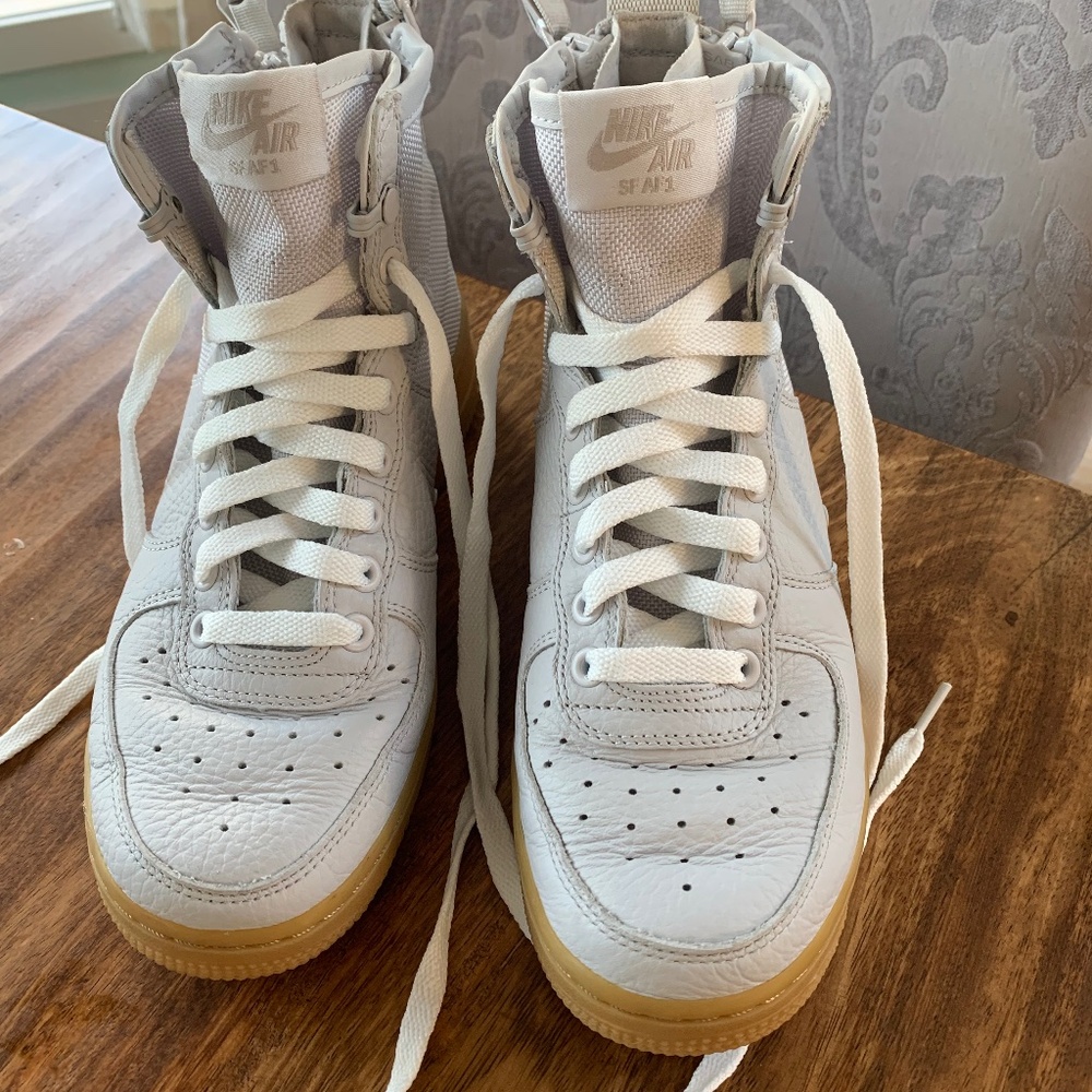 Nike Air Force